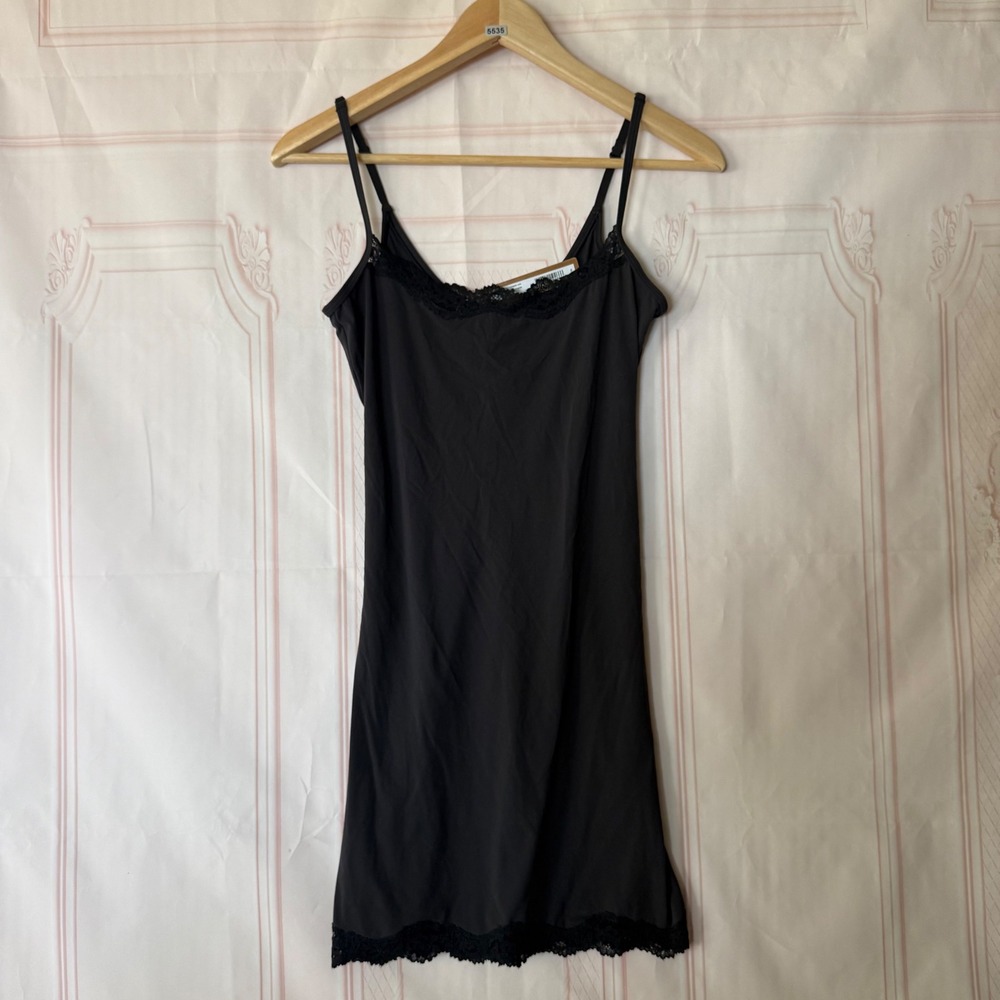 SKIMS Fits Everybody Lace Slip Dress Onyx Black Mini Sz Medium NWT